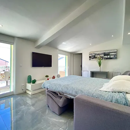 Luxury Duplex Scls - Wifi, Clim, Jacuzzi, Centre Apartamento