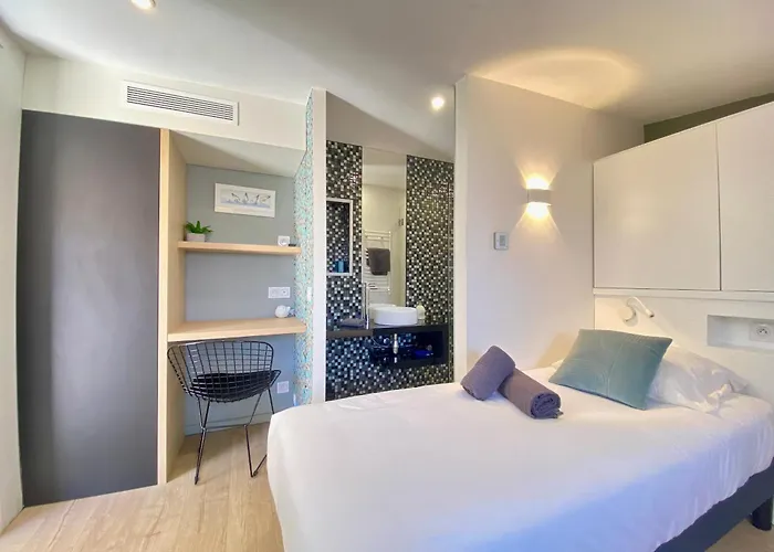Luxury Duplex Scls - Wifi, Clim, Jacuzzi, Centre *