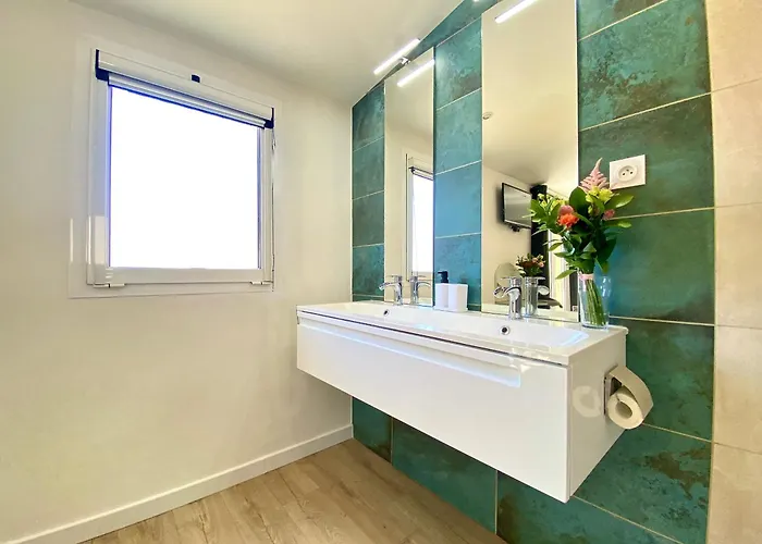 Апартаменты Luxury Duplex Scls - Wifi, Clim, Jacuzzi, Centre