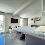 Luxury Duplex Scls - Wifi, Clim, Jacuzzi, Centre Apartament