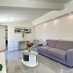 Apartament Luxury Duplex Scls - Wifi, Clim, Jacuzzi, Centre *